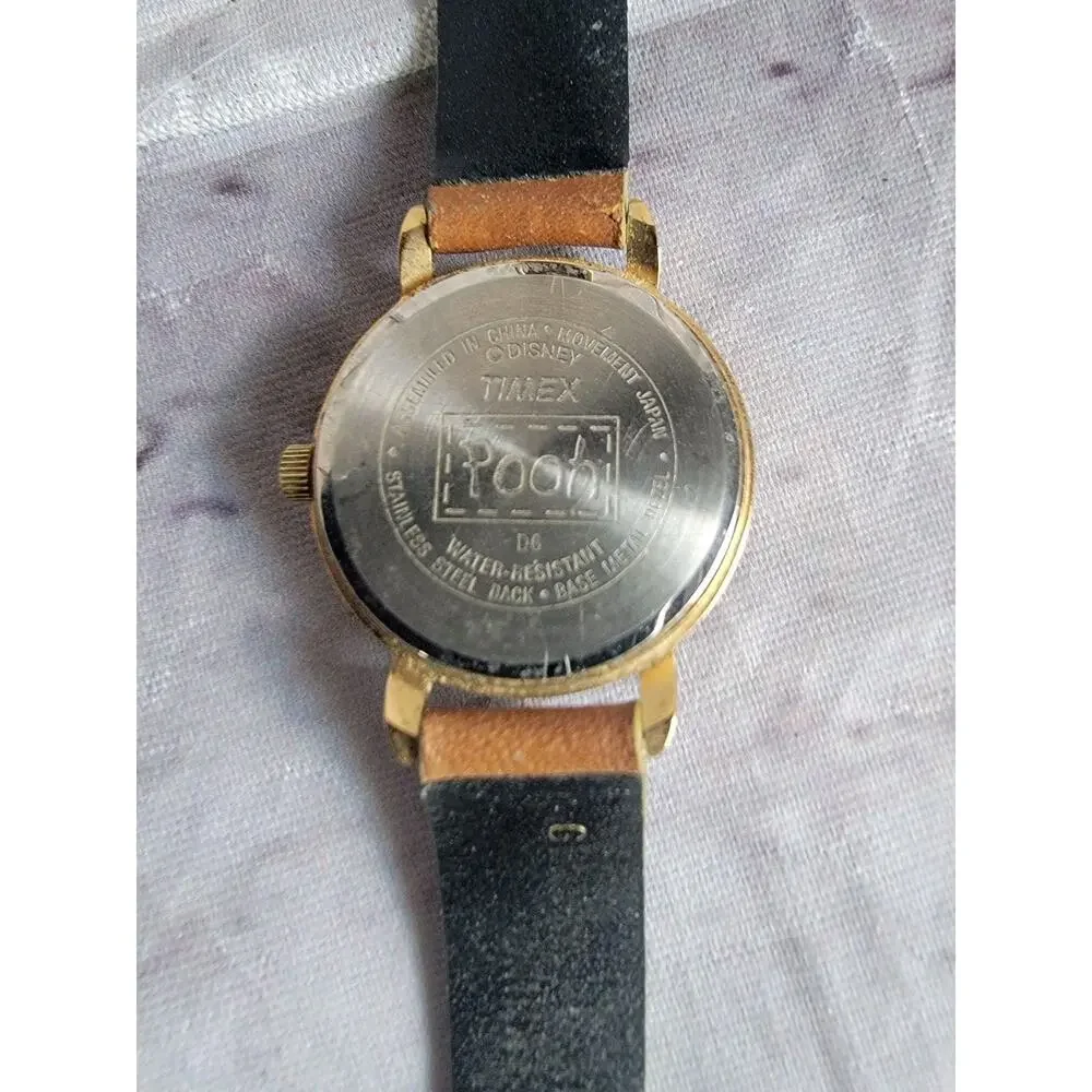 Disney Winnie the Pooh Watch Timex Moving Bees 90s Vintage Watch Untested